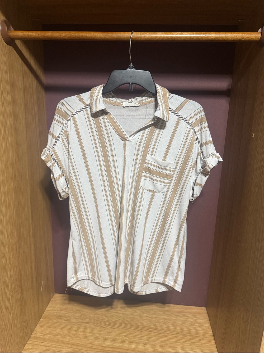 Flower & Feather Cream Tan Striped Button Back Blouse Size Large